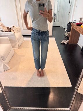 Classic Straight-Leg Women's Jeans in Medium Blue